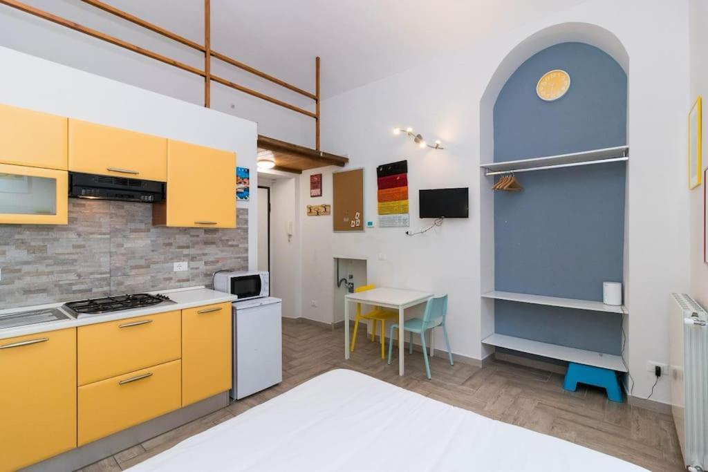 La Piccola By Happyhostorino Apartment Exterior foto